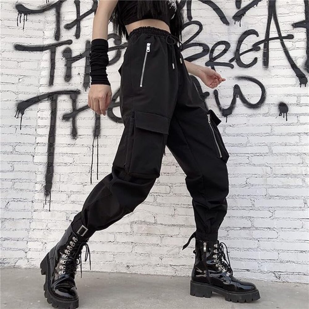 Black Cargo Pants Women Loose Chained Pants Multi-Pocket Multi-Zip Punk Goth Pan